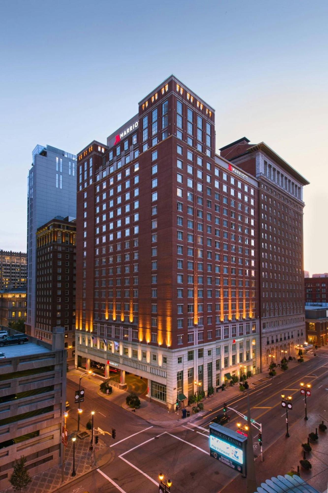 Marriott St. Louis Grand Hotel Exterior foto